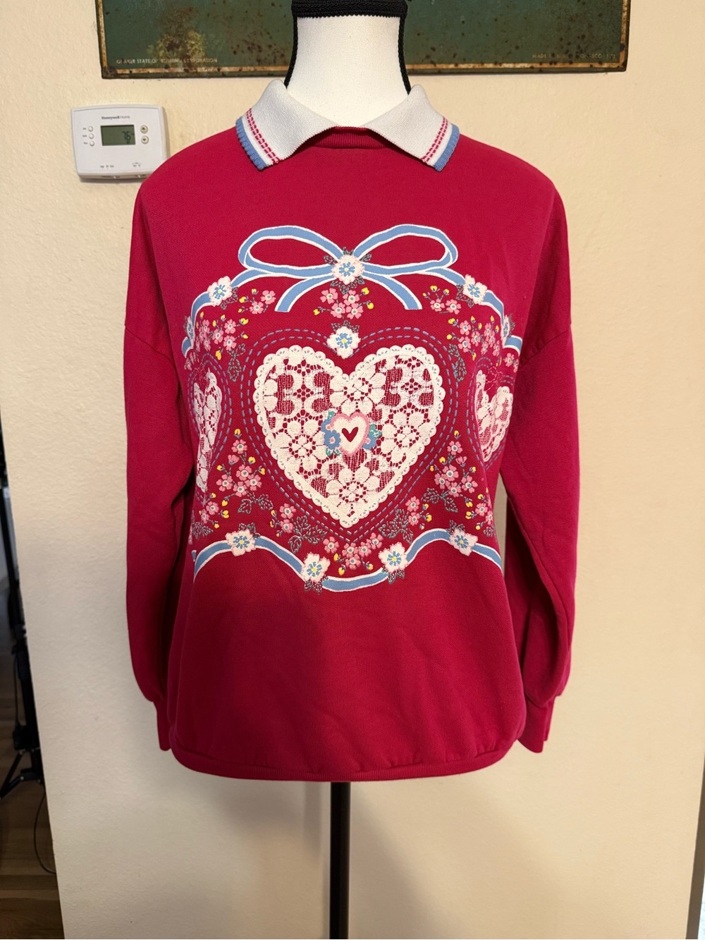 Vintage Land’n Sea Collared Hearts Hot Pink Medium Sweatshirt Bow Floral Print
